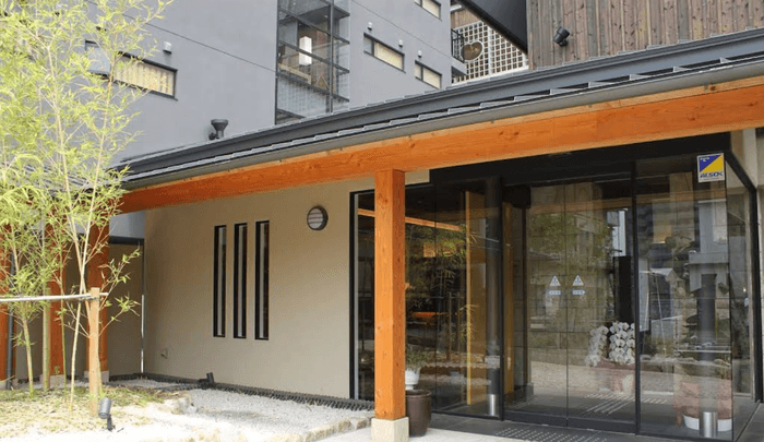 Dogo Yaya Hotel Building