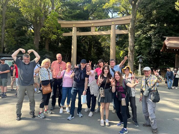 Vor dem Meji Schrein