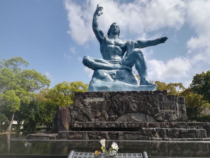 Friedensgedenkstatue